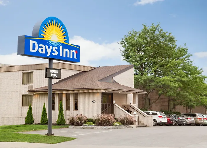 Days Inn By Wyndham FallsviewCasino Hotel